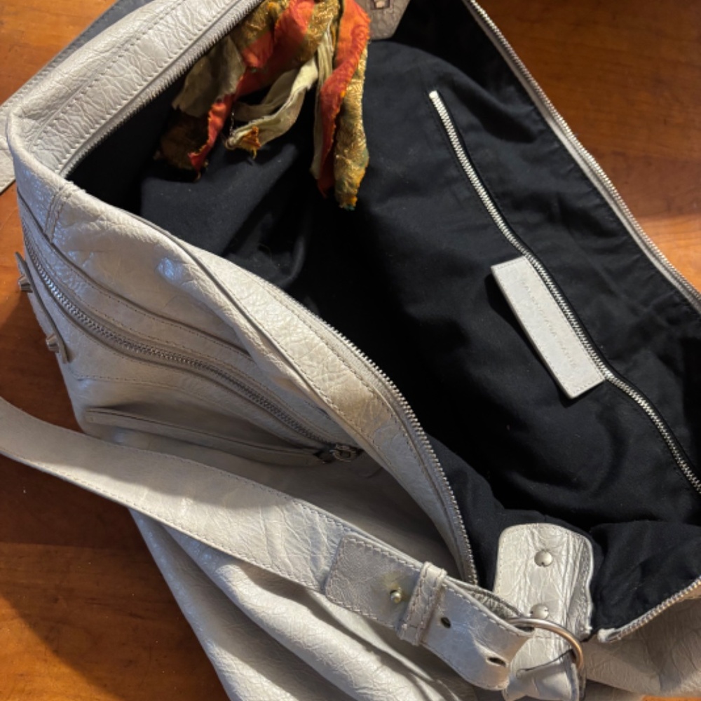 Authentic Balenciaga Paris LARGE Grey Hobo Shoulder Bag with Artisan Pull